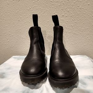Dr. Martens Unisex Black Chelsea Boot L8 M7